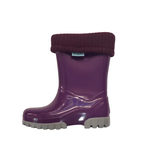 Term footwear welly